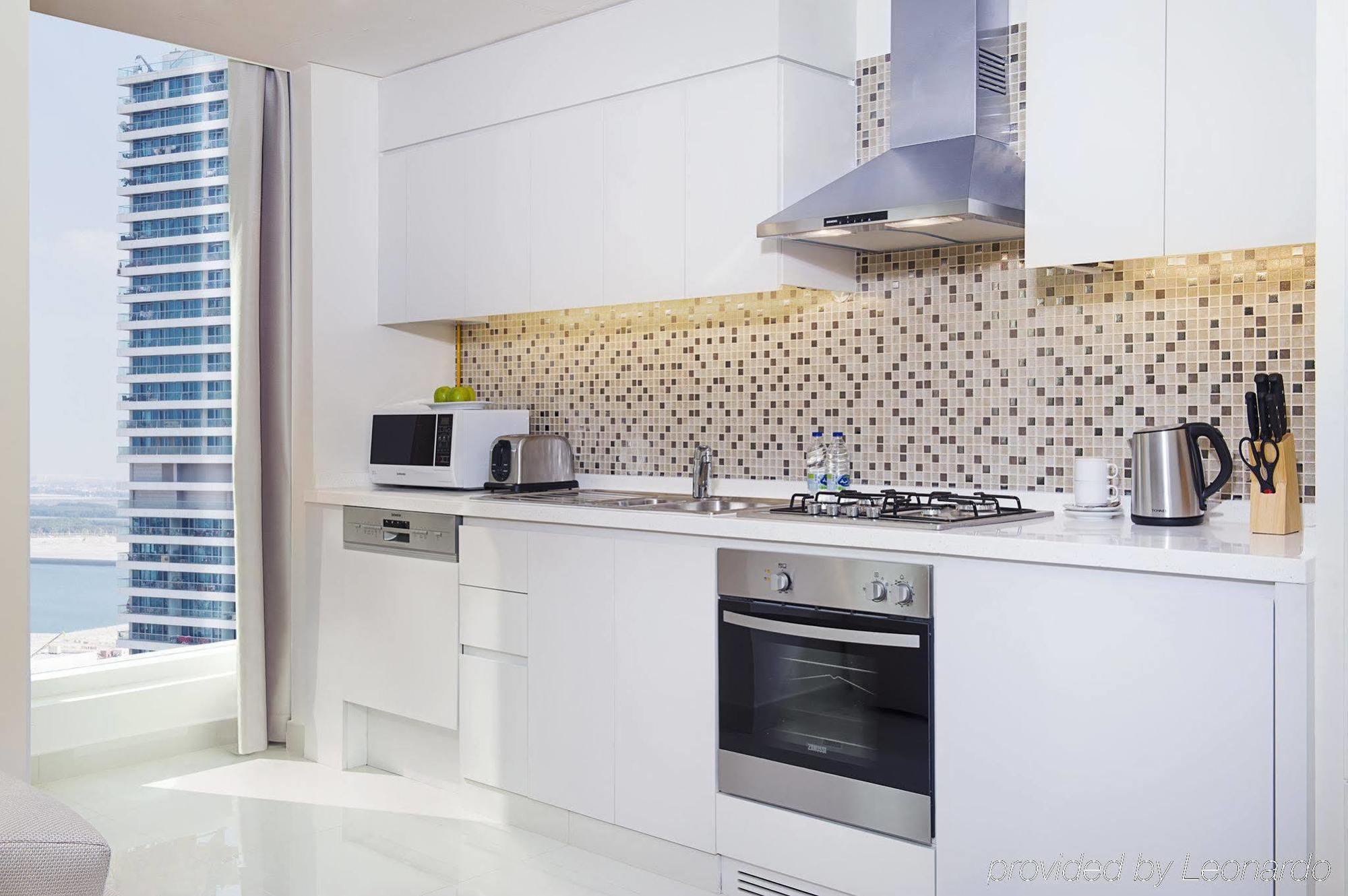 Damac Maison The Vogue Ντουμπάι Εξωτερικό φωτογραφία A modern kitchen