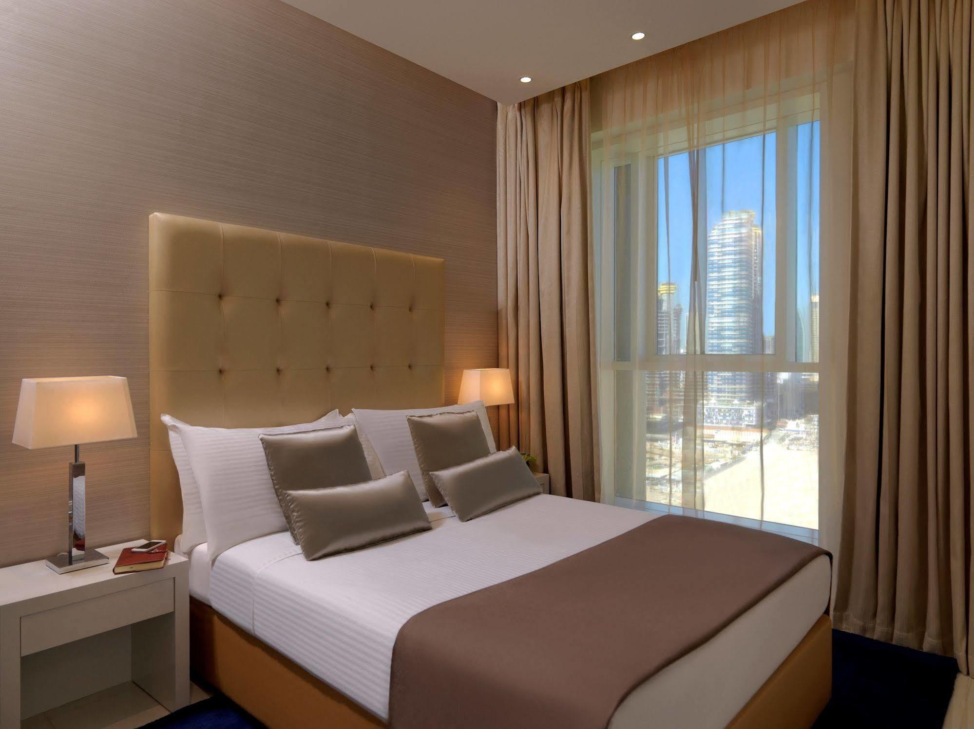 Damac Maison The Vogue Ντουμπάι Εξωτερικό φωτογραφία A bedroom at the hotel